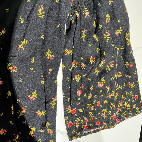 🌸3 for $20 Top Romantic Boho floral Long Sleeve Blouse Size M Flare Bell Sleeve - Picture 7 of 13